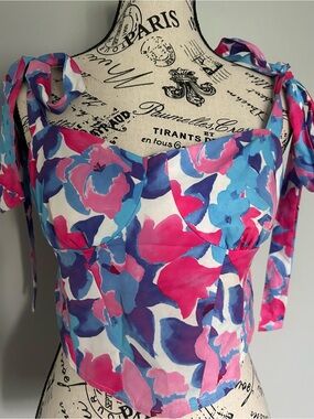 Women’s Top